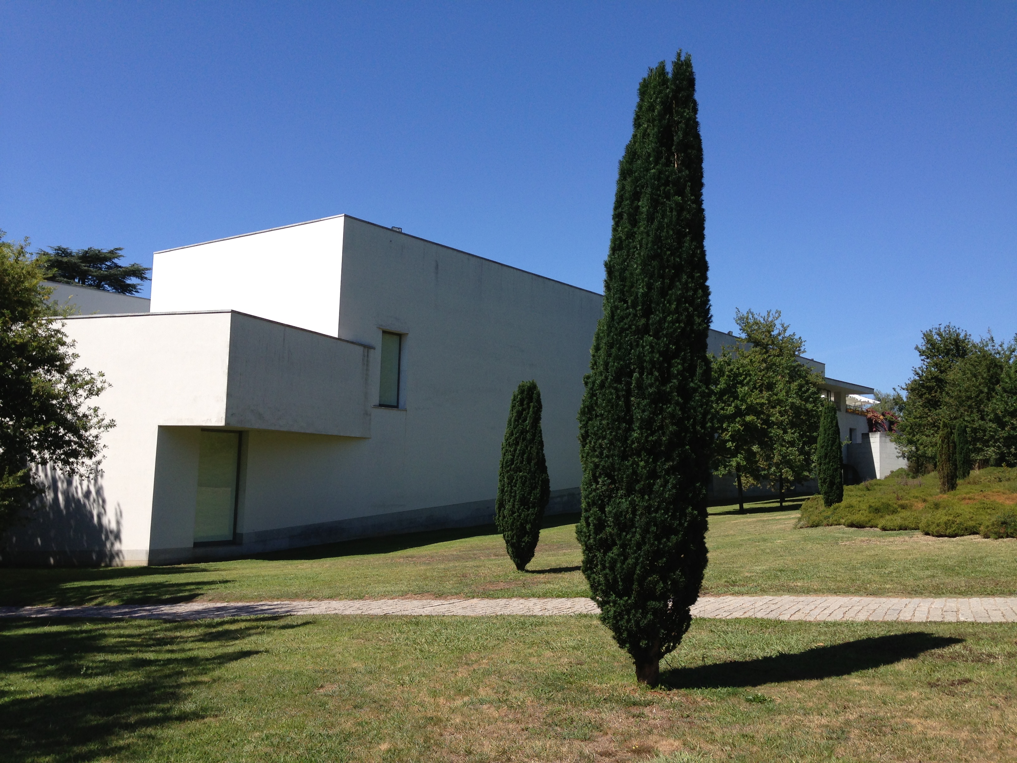 Serralves Museum & Park in Porto