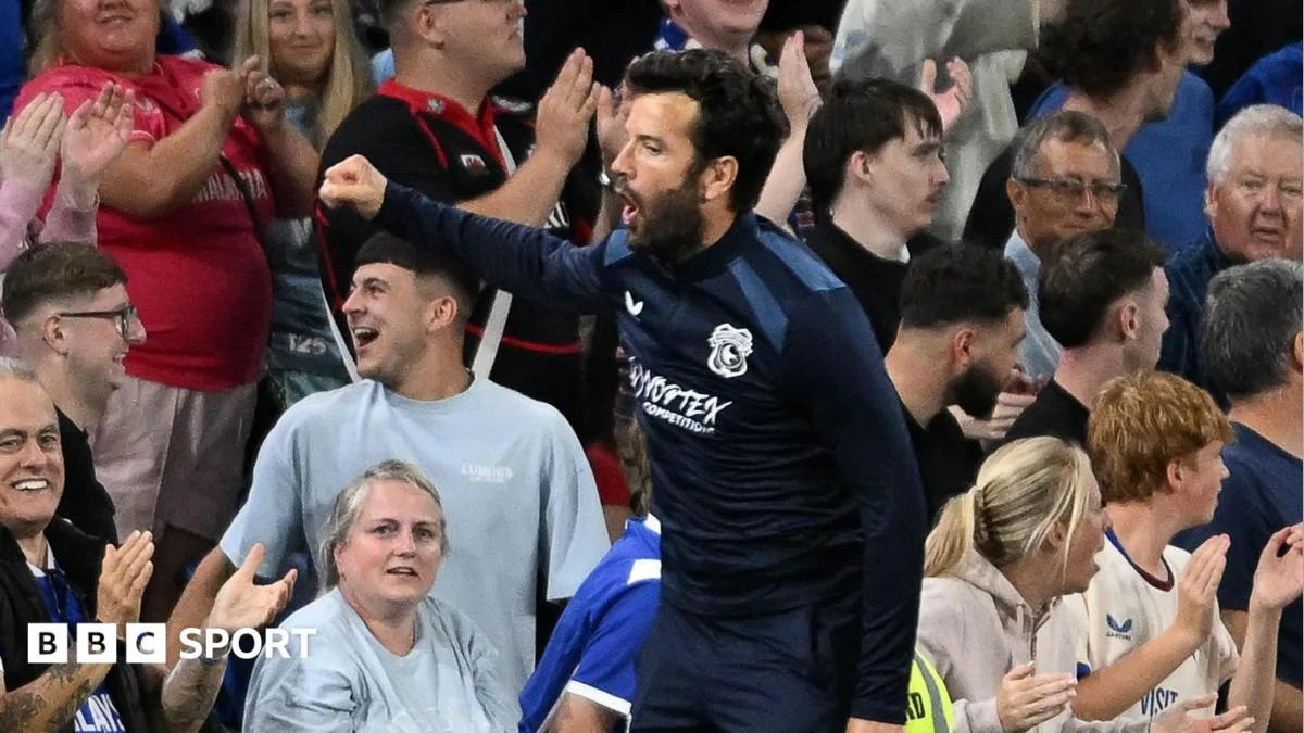Barry-Murphy toasts Colwill after Cardiff fightback