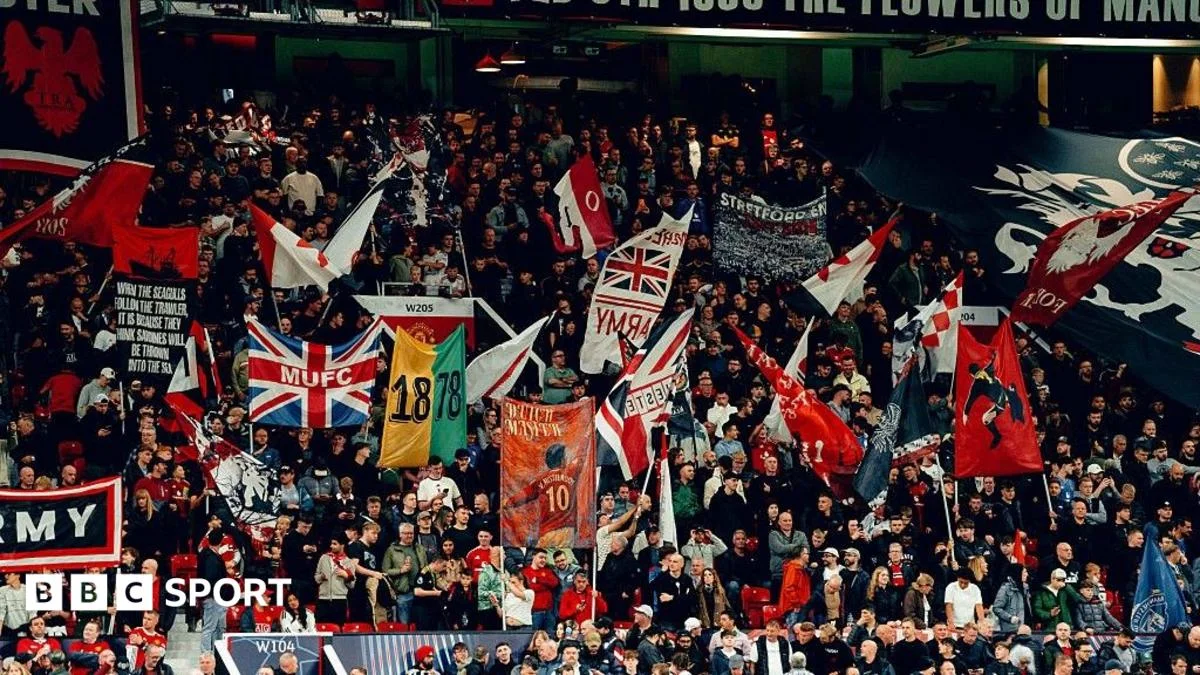 Man Utd ban 685 fan accounts after touting probe