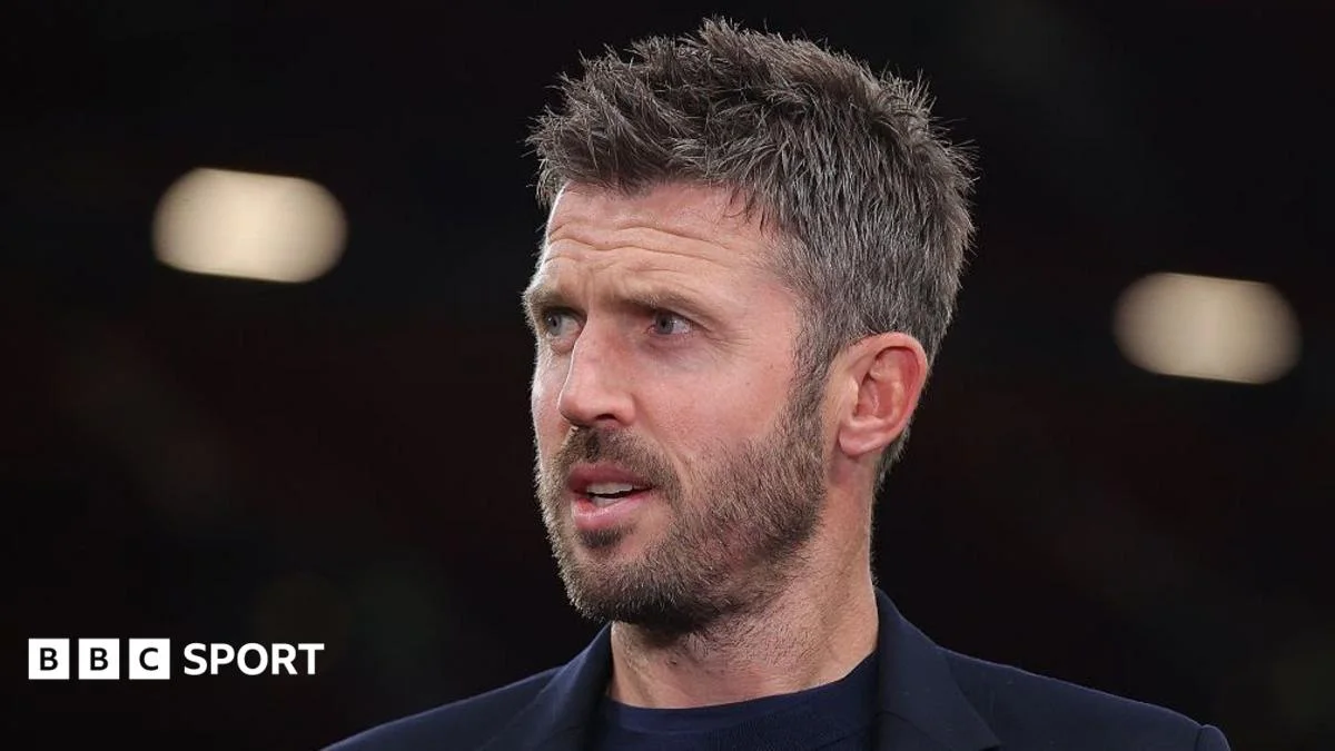 Why are Man Utd better without the ball?