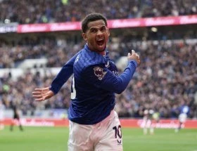Man City enter race to sign 80m Arsenal target