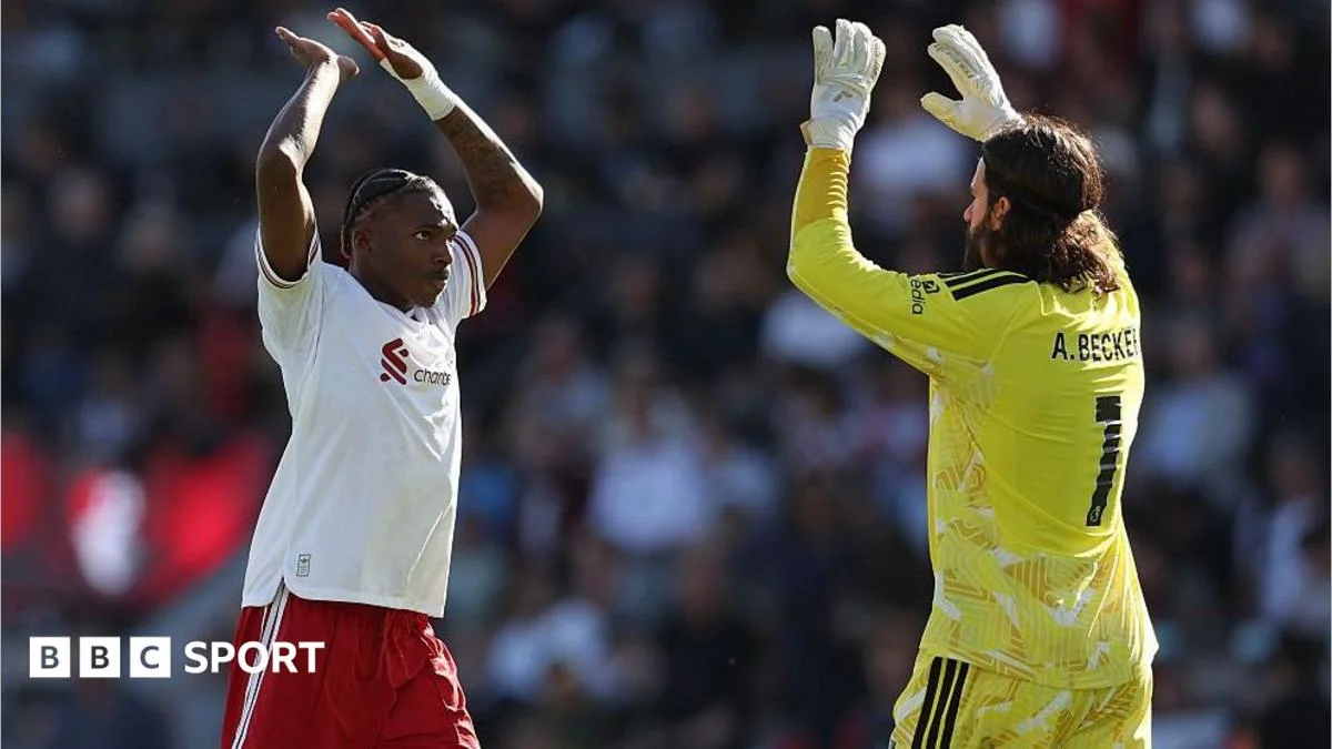 Iraola's Liverpool tighten up at the back as Isak scores at Bournemouth