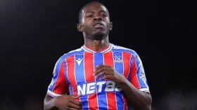 Crystal Palace accelerating talks to keep Manchester United target Tyrick Mitchell
