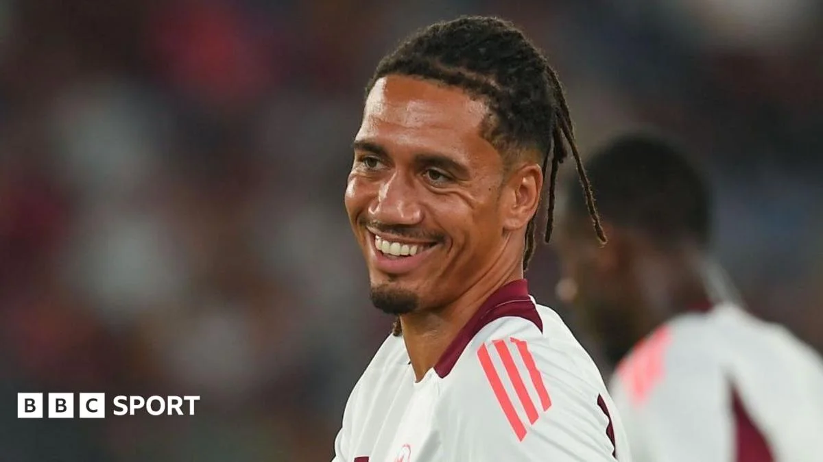 Chris Smalling said to be in advanced talks with Porto
