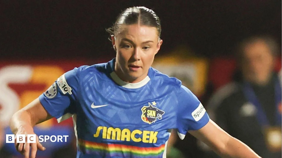 Elmore and Grant join Northern Ireland squad for Portugal play-off