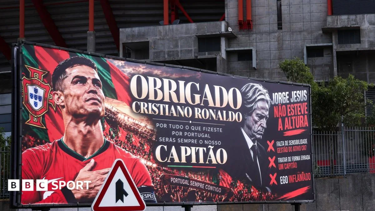 Ronaldo quits Portugal camp after being benched as talks continue with Jorge Jesus
