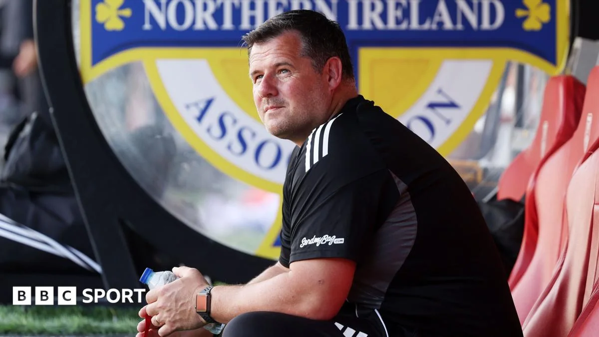 McArdle leans on 'family' as Northern Ireland prepare for Portugal play-off