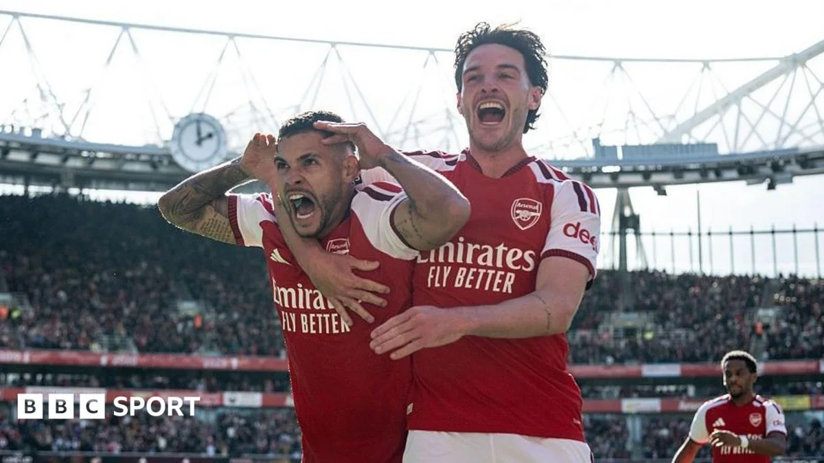 Guimaraes winner rescues Arsenal as Hincapie is carried off after warm‑down